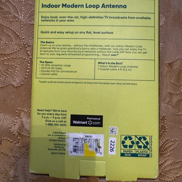 On Running Black Indoor Modern Loop Antenna - Picture 3 of 4